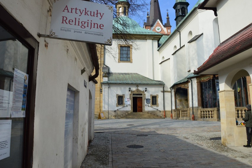 Rewitalizacja Myślenic. Czy ten bruk osiągnął ideał? 