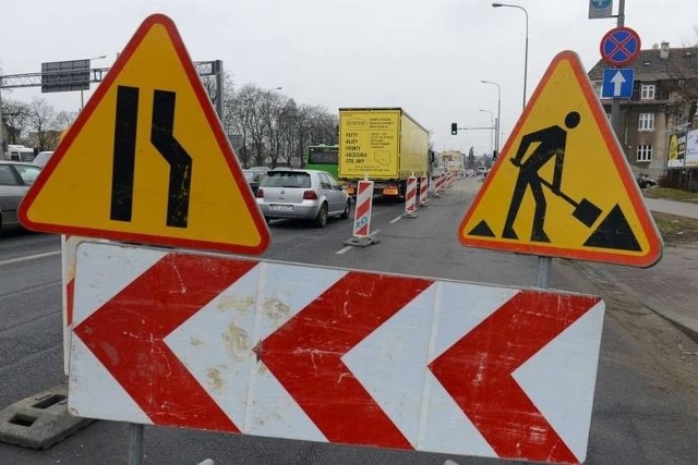 Aż 16 linii autobusowych musi zmienić swoje trasy z powodu remontu na ul. Ściegiennego