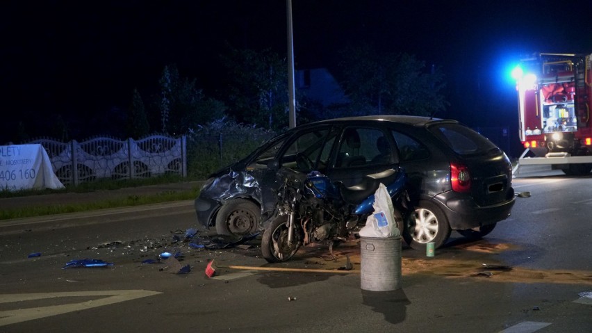 Ostrołęka. Wypadek na skrzyżowaniu ulic Kaczyńskiej i Ostrowskiej. 13.05.2023