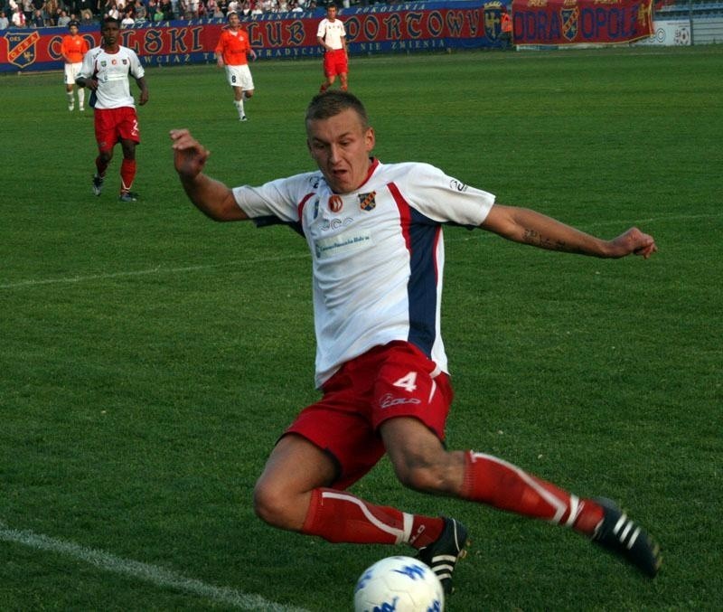 I liga pilki noznej - Odra Opole-Zaglebie Lubin 0-3.