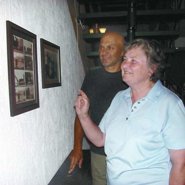 Zbigniew Polański zaprosił panią Marię do piwnicy restauracji, gdzie na ścianach wiszą przedwojenne zdjęcia Izbicka oraz "Karczmy na środku Ziemi". Jej dawna właścicielka z trudem kryła wzruszenie.