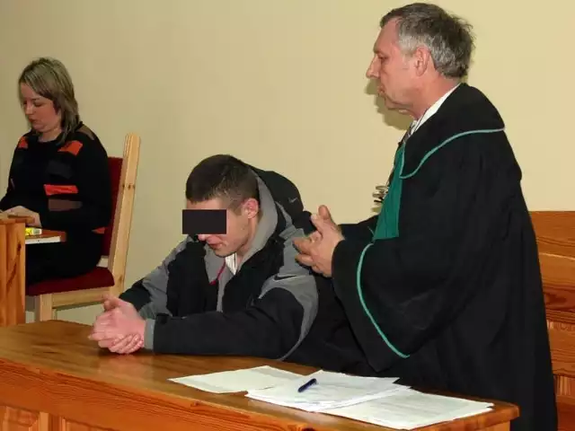 Paweł T. nie pojawił się w sądzie na ogłoszeniu wyroku. Jego obrońca wnioskował o złagodzenie kary m.in. ze względu na młody wiek oskarżonego. Zdjęcie pochodzi z rozprawy, która odbyła się 9 lutego br.