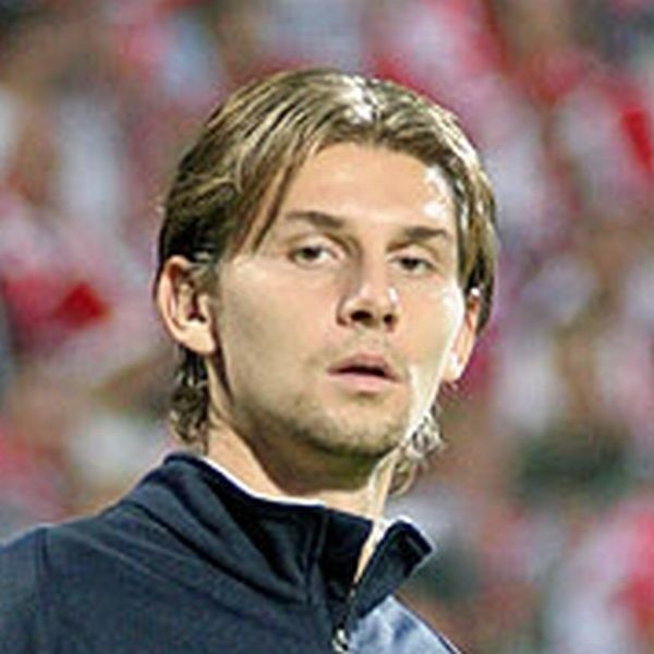 Euzebiusz Smolarek na kieleckim stadionie zagra przeciw Koronie dopiero w czerwcu przyszłego roku.