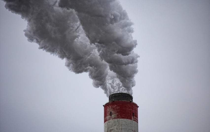 Zła jakość powietrza w Łomży i Suwałkach. Smog truje mieszkańców - mówią naukowcy 