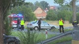 Rowerzysta zginął potrącony przez samochód w woj. lubuskim. Kierowca wpadł w poślizg [video]