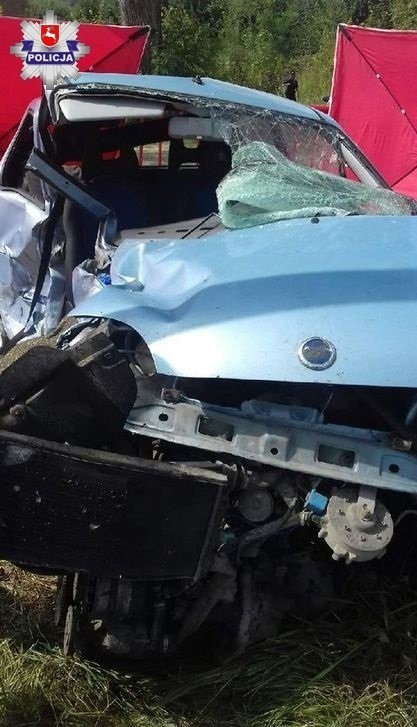 Tragiczny wypadek w Goraju Zastawie. W zderzeniu fiata z jaguarem zginęły dwie osoby