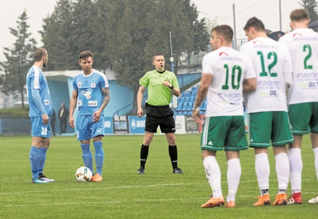 Ostatni raz Błękitni wygrali u siebie 16 kwietnia. Pokonali wtedy Radomiaka Radom 1:0, po golu z rzutu wolnego Patryka Skóreckiego