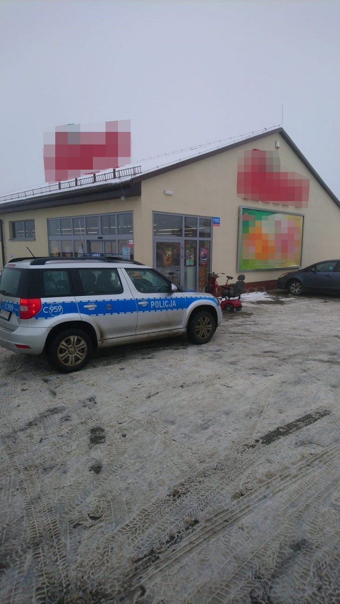 Policjanci z Sępólna kontrolują sklepy, targowiska, galerie...