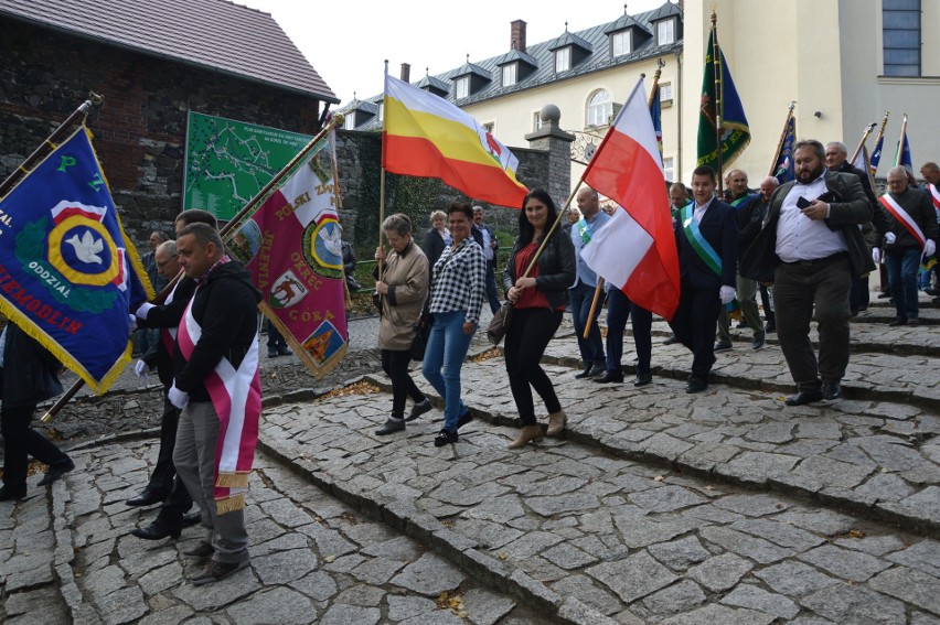 Pielgrzymka hodowców gołębi na Górę św. Anny