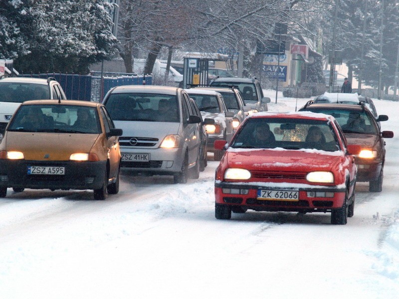 Zima w Koszalinie 
Opady śniegu sparalizowaly Koszalin