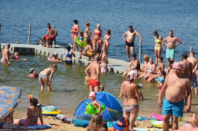 Zdjęcia z plaży nad Jeziorem Wikaryjskim.***źródło: TVN Meteo Active/x-news