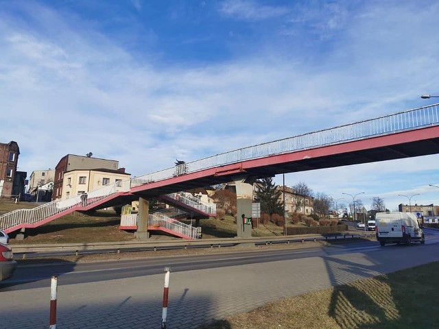 Kładka nad DK94 (ulicą Staszica) w Czeladzi została podwyższona.   Zobacz kolejne zdjęcia/plansze. Przesuwaj zdjęcia w prawo - naciśnij strzałkę lub przycisk NASTĘPNE