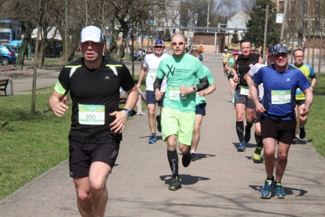 Półmaraton Dąbrowski co roku gromadzi na starcie ponad 1000 uczestników