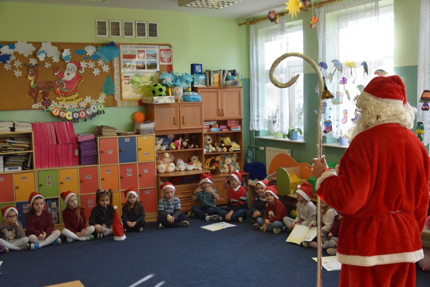 W ubiegłym tygodniu do Iwanisk przybył święty Mikołaj, który...