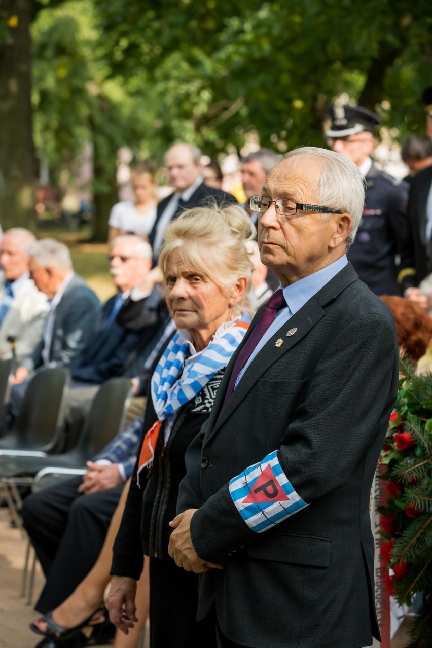 W Bydgoszczy hołd powstańcom oddano podczas uroczystości pod...