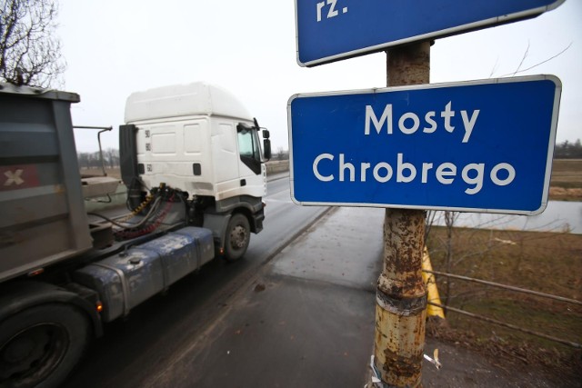 Od weekendu ul. Swojczycka będzie przebudowana w ramach budowy nowych mostów Chrobrego. Utrudnienia dla kierowców potrwają około pół roku