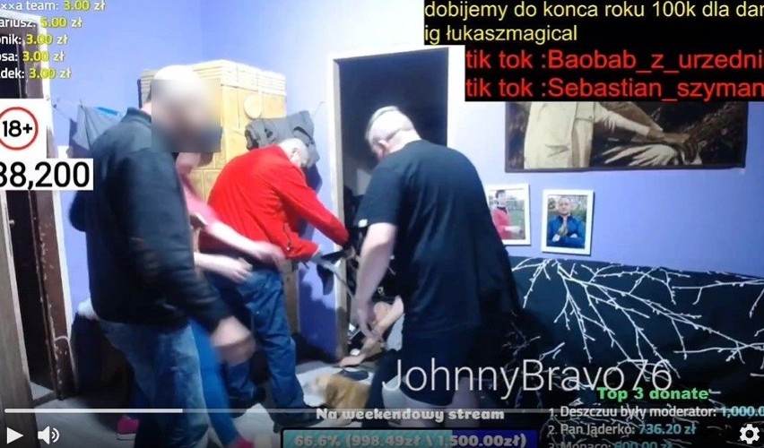 Podczas jednego z patostreamów z ulicy Urzędniczej w Toruniu...