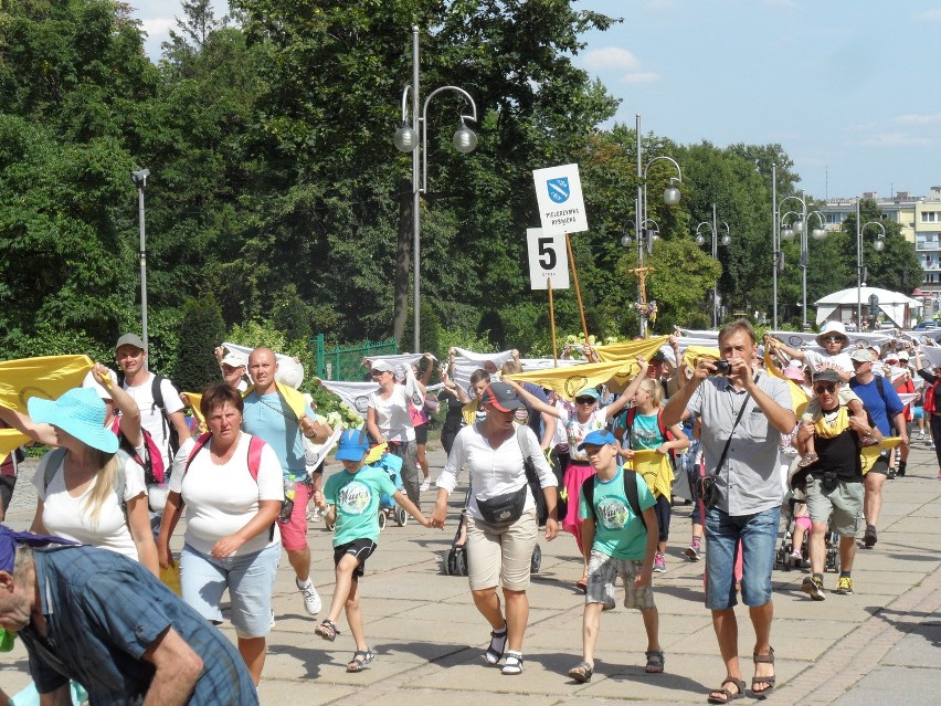 1 sierpnia 2015 Rybnicka pielgrzymka archidiecezji śląskiej...