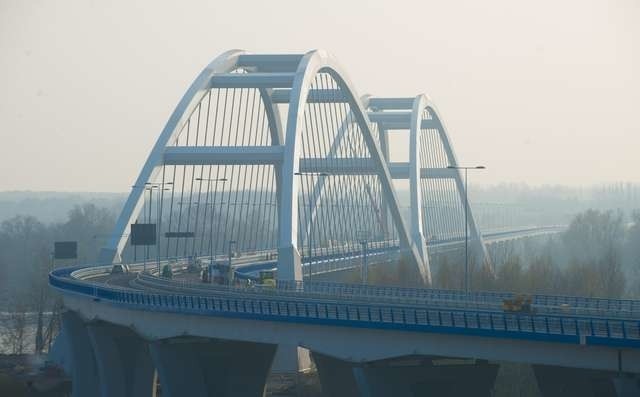 Kilka tygodni temu oddano w Toruniu do użytku nowy most