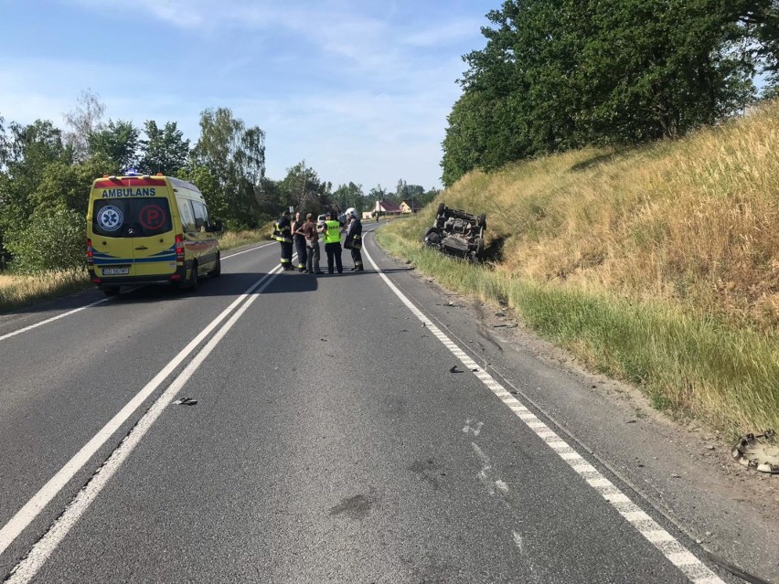 Wypadek w Rogowie na DK5. Pasażer jednego z aut w szpitalu