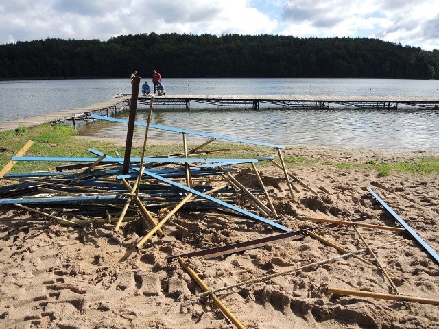 Rozpoczęły się prace przy zagospodarowaniu kąpieliska w podmiasteckim Świeszynie.
