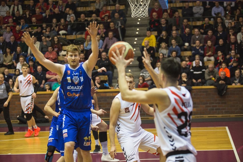 STK Czarni Słupsk - Pogoń Prudnik 67:59.