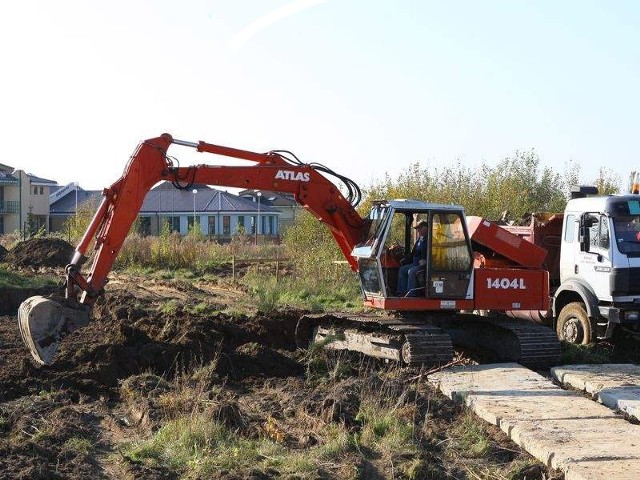 Koszalińska Przemysłówka już przygotowuje plac budowy pod pierwszy z bloków na osiedlu STBS przy ul. Szafranka.