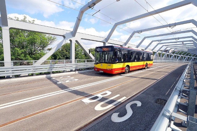 Od soboty 22 lipca autobusy MPK jeżdżą już po nowym wiadukcie nad ul. Robotniczą i torami kolejowymi.