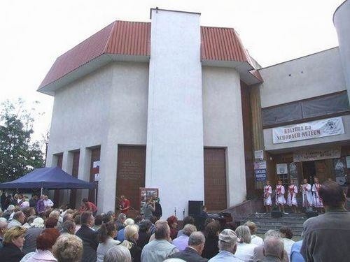 Muzeum i Ośrodek Kultury Białoruskiej w Hajnówce.