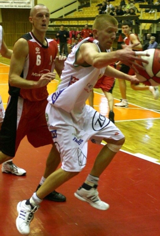 Michał Rabka ma za sobą udany sezon w drużynie tarnobrzeskiej Siarki, z którą podpisał nowy kontrakt.