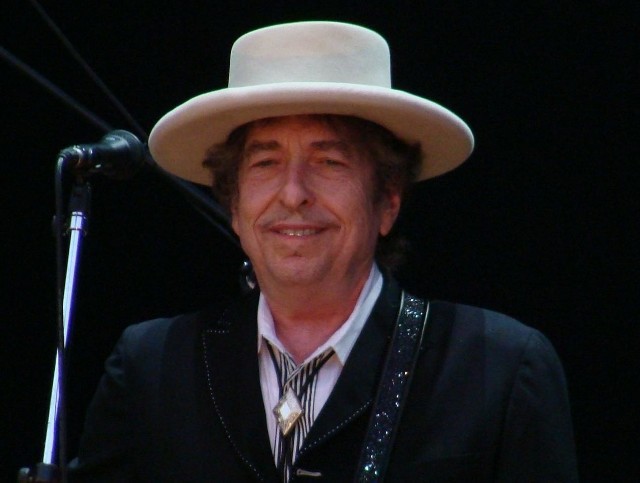 Bob Dylan podczas koncertu w 2010 roku