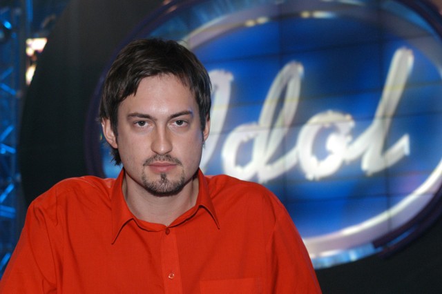 Marcin Prokop był jurorem w III edycji programu Idol. Od tego czasu mocno się zmienił.Przejdź dalej i zobacz, jak kiedyś wyglądał znany prezenter >>>