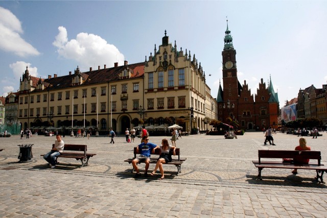 Jakie projekty osób fizycznych i grup nieformalnych doczekają się realizacji? Kliknijcie w galerię, a potem posługujcie się strzałkami lub gestami na telefonie komórkowym. Opr. na podstawie informacji z instytutkultury.pl