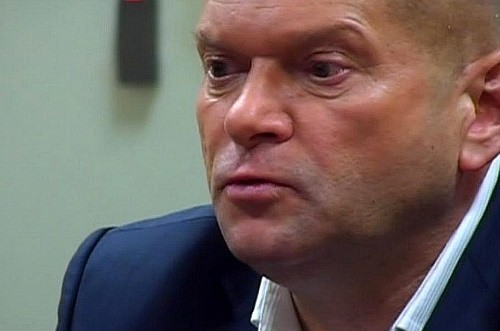 Krzysztof Rutkowski od miesiąca prowadzi swoje dochodzenie w sprawie zaginięcia Iwony Wieczorek. Czy robi to zgodnie z prawem?