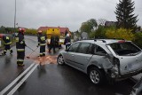 Na drodze krajowej nr 20 w Wołczy Małej samochód osobowy uderzył w autobus PKS (wideo, zdjęcia) 