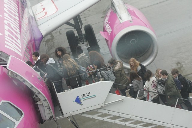 Samolot pasażerski został ewakuowany po incydencie z pasażerem na lotnisku w Pyrzowicach