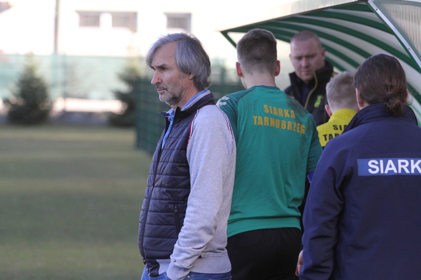 II liga piłki nożnej: Siarka Tarnobrzeg - Gryf Wejherowo 3:0 (2:0)