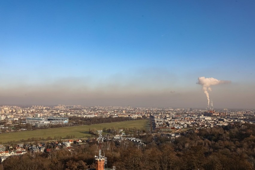 Smog w Krakowie i nad okolicznymi miejscowościami był dziś...