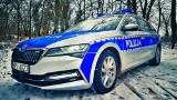 Opole. Policjanci z wydziału prewencji i ruchu drogowego komendy wojewódzkiej otrzymali hybrydową skodę superb