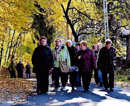 Seniorzy z Klucz odwiedzili seniorów z gminy Wielka Wieś