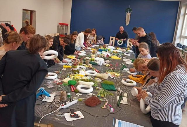 W Centrum Kultury w Przytyku odbyły się ciekawe zajęcia plastyczne związane z Wielkanocą.