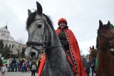 Orszak Trzech Króli po raz 10. w Chojnicach. Tłumy przemaszerowały przez miasto