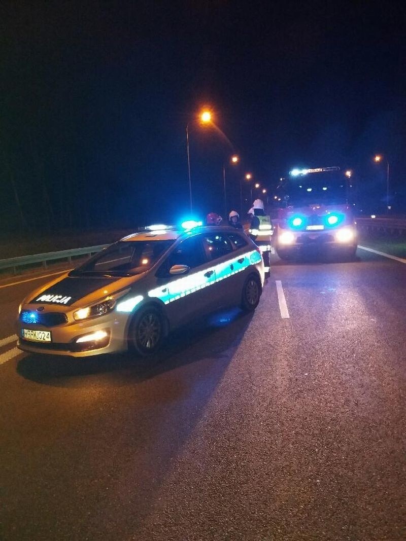 Tragiczny wypadek drogowy na S8 w Tyblach w powiecie wieruszowskim