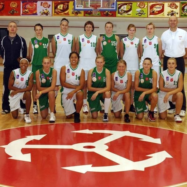 Cukierki Odra Brzeg - sezon 2008/09W górnym rzędzie od lewej: Adam Adamczyk (II trener), Izabela Bogdan, Amber Petillon, Agnieszka Pietraszek, Ewelina Buszta, Anna Pijanowska, Marta Szymańska, Jarosław Zyskowski (trener), W dolnym rzędzie od lewej: Tysell Bozeman, Aleksandra Teklińska, Ofa Tulikihihifo, Eliza Gołumbiewska, Magdalena Rzeźnik, Justyna Daniel, Agata Bachryj.