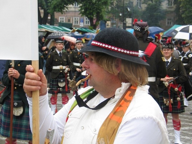 Każda edycja przemyskiego Święta Fajki odbywa się w innym klimacie. W ub. roku były to motywy góralskie.