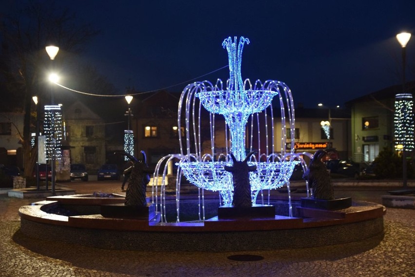 Koziegłowy mają bajecznie ozdobiony rynek na święta....