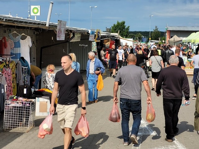 Oferta giełdy rolno-towarowej przy ul. Andersa w Białymstoku (22.08.2021 r.).