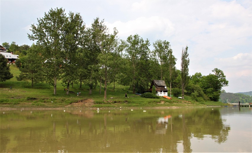 Rożnów/Gródek nad Dunajcem. Weekendowy rejs po Jeziorze Rożnowskim. To wyjątkowa atrakcja Sądecczyzny 