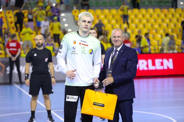 MVP spotkania wybrany został bramkarz kieleckiej drużyny [b]Nikodem Błażejewski.