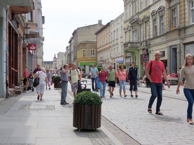 Inowrocław - ulica Królowej Jadwigi. Popularna "Królówka" też może stać się motywem poetyckich strof